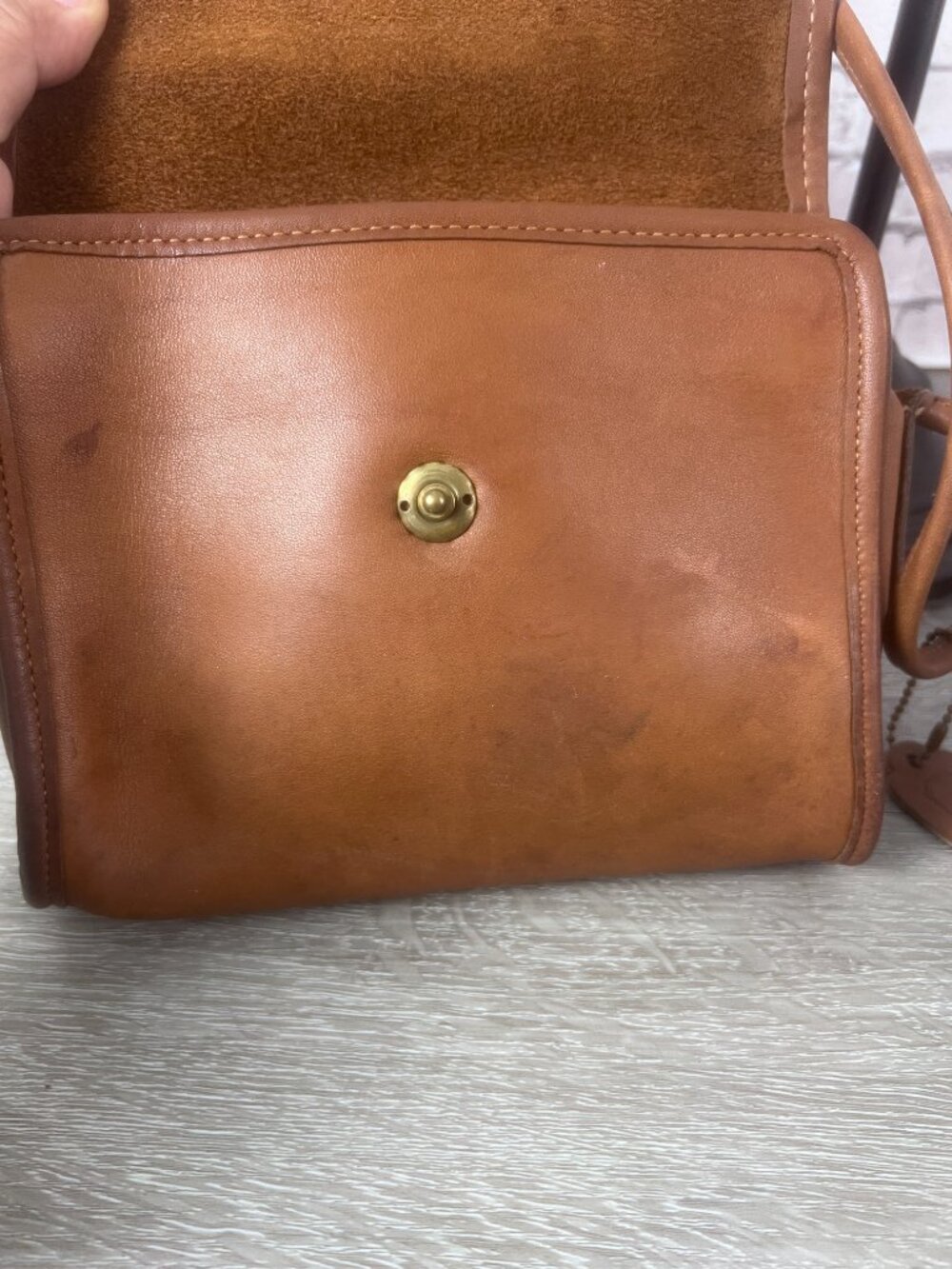 Vintage Coach 9892  Chrystie British Tan Leather Crossbody Bag Purse 90s - Picture 10 of 11